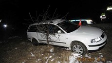 Nehoda dvou vozidel nedaleko Strakonic se obešla bez zranění. Nehoda dvou vozidel nedaleko Strakonic se obešla bez zranění.