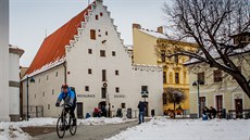 Piaristické náměstí patří k nejmalebnějším koutům historického centra Českých... Piaristické náměstí patří k nejmalebnějším koutům historického centra Českých...