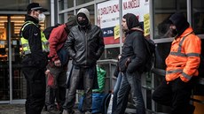 Bezdomovci na pražském Andělu Bezdomovci na pražském Andělu