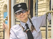 Průvodčí historických tramvají Anna Haitmanová