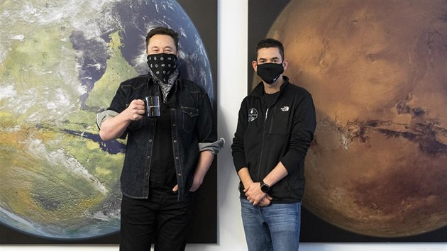 f SpaceX Elon Musk a Jared Isaacman