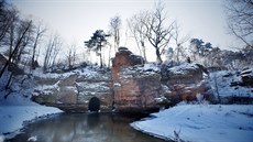 Unikátní chráněná památka Průrva Ploučnice je jedním z největších turistických... Unikátní chráněná památka Průrva Ploučnice je jedním z největších turistických...