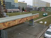 Jižní Město. Nedokončená lávka