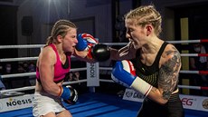 Fabiána Bytyqi (vpravo) v zápase proti Juditě Hachboldové z Maďarska na... Fabiána Bytyqi (vpravo) v zápase proti Juditě Hachboldové z Maďarska na...