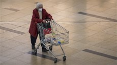 Na nákup již jen s respirátorem FFP2, nanorouškou, či dvou chirurgických... Na nákup již jen s respirátorem FFP2, nanorouškou, či dvou chirurgických...