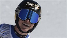 Švýcarská sjezdařka Lara Gutová-Behramiová v cíli závodu ve Val di Fassa Švýcarská sjezdařka Lara Gutová-Behramiová v cíli závodu ve Val di Fassa