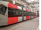 Polep tramvaje Škoda 14T Elektra.