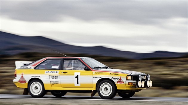 Audi quattro A2 skupiny B na korsick rally v roce 1983. Ptivlcov monstrum dovedl Hannu Mikkola k mistrovskmu titulu v roce 1983. 
Peplovan 2,1litr ml vkon 265 kW (360 kon) a 450 newtomentr.