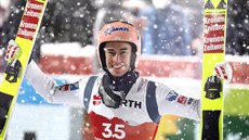 Stefan Kraft se spokojeně usmívá, právě získal titul mistra světa na velkém... Stefan Kraft se spokojeně usmívá, právě získal titul mistra světa na velkém...