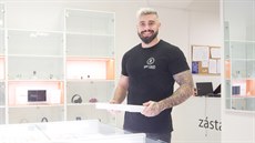 Josef Kůrka se přestěhoval z Prahy do Liberce, kde nyní pracuje v zastavárně. Josef Kůrka se přestěhoval z Prahy do Liberce, kde nyní pracuje v zastavárně.