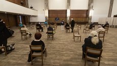 Budova Společenského centra v Prostějově se proměnila v posilové očkovací... Budova Společenského centra v Prostějově se proměnila v posilové očkovací...
