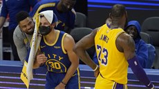 LeBron James (23) z LA Lakers sleduje oslavující Kenta Bazemora (vlevo) a... LeBron James (23) z LA Lakers sleduje oslavující Kenta Bazemora (vlevo) a...