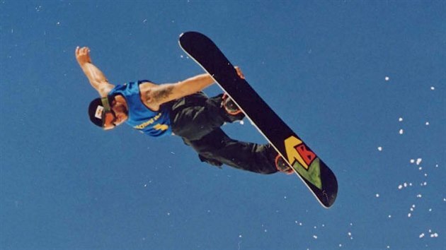 David Horvth vyhrl letn mistrovstv esk republiky snowboardist na U-ramp, kter se 2. srpna uskutenilo na rakouskm ledovci Hintertux. (2. srpna 2001)