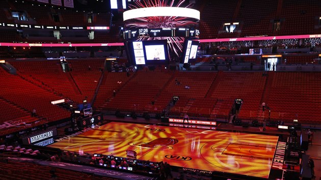 Pohled do American Airlines Arena ped zpasem Miami Heat - Indiana Pacers.