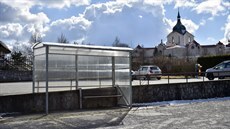 Ke hřbitovu s obřadní síní přímo u žďárské památky UNESCO zajíždí linka MHD... Ke hřbitovu s obřadní síní přímo u žďárské památky UNESCO zajíždí linka MHD...