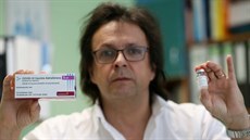 Šéf jihomoravského Sdružení praktických lékařů Ivo Procházka ordinuje v... Šéf jihomoravského Sdružení praktických lékařů Ivo Procházka ordinuje v...