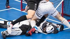 Momentka z 2. čtvrtfinále play-off florbalové Livesport Superligy mezi... Momentka z 2. čtvrtfinále play-off florbalové Livesport Superligy mezi...