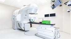 Pacientům, kteří do Pardubic přijíždějí na ozařování, pomáhá lineární... Pacientům, kteří do Pardubic přijíždějí na ozařování, pomáhá lineární...