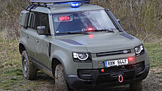 Policie získá nové vozy Land Rover Defender 110. Výběrové řízení na 30 kusů... Policie získá nové vozy Land Rover Defender 110. Výběrové řízení na 30 kusů...