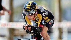 Slovinský cyklista Primož Roglič během úvodní časovky Kolem Baskicka Slovinský cyklista Primož Roglič během úvodní časovky Kolem Baskicka