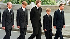 Princ Philip, princ William, hrab Charles Spencer, princ Harry a princ Charles...