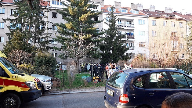 <p>Ve Strašnicích hořelo.</p>