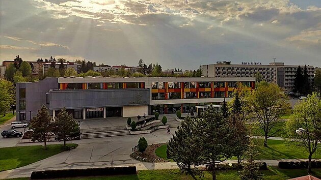 Dům kultury ve Žďáře nad Sázavou. Dům kultury ve Žďáře nad Sázavou.