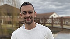 Tělocvikář ze základní školy v Polepech na Litoměřicku Ondřej Pospíšil. Tělocvikář ze základní školy v Polepech na Litoměřicku Ondřej Pospíšil.