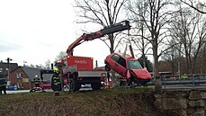 Před policisty ujížděl velkou rychlostí v Rumburku třicetiletý řidič, který byl... Před policisty ujížděl velkou rychlostí v Rumburku třicetiletý řidič, který byl...