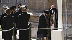 Královna Albta II. na pohbu prince Philipa (Windsor, 17. dubna 2021)