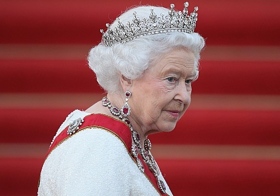 Britská královna Albta II. 
