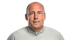 PÁR KILO NAVÍC. Bývalá opora Slavie Jiří Lerch v současnosti pracuje jako... PÁR KILO NAVÍC. Bývalá opora Slavie Jiří Lerch v současnosti pracuje jako...