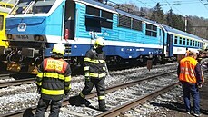 Při požáru vlaku v Hoštejně na Šumpersku nebyl nikdo zraněn. Při požáru vlaku v Hoštejně na Šumpersku nebyl nikdo zraněn.