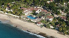 Trumpův resort Le Château des Palmiers na ostrově Svatý Martin v Karibiku je na... Trumpův resort Le Château des Palmiers na ostrově Svatý Martin v Karibiku je na...