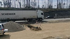Dělníci při modernizaci dálnice D1 našli na 128. kilometru nedaleko Měřína... Dělníci při modernizaci dálnice D1 našli na 128. kilometru nedaleko Měřína...