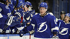 Ondřej Palát z Tampa Bay oslavuje gól. Ondřej Palát z Tampa Bay oslavuje gól.