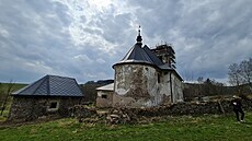 Kostel svatého Jana Nepomuckého u česko-polských hranic v Orlických horách... Kostel svatého Jana Nepomuckého u česko-polských hranic v Orlických horách...