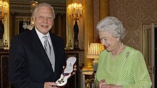 David Attenborough a královna Albta II. (Londýn, 10. ervna 2005)