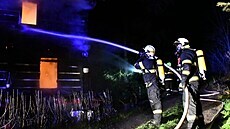 Požár chaty v Děčíně - Lesné. (7. května 2021) Požár chaty v Děčíně - Lesné. (7. května 2021)