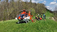 Záchrana zraněné ženy na naučné stezce ve Štramberku. (8. května 2021) Záchrana zraněné ženy na naučné stezce ve Štramberku. (8. května 2021)