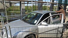 Opilý řidič vjel na rekonstruovaný most. Policii nadýchal přes čtyři promile. Opilý řidič vjel na rekonstruovaný most. Policii nadýchal přes čtyři promile.