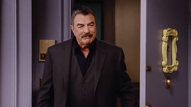 Tom Selleck ve specilu serilu Ptel (2021)