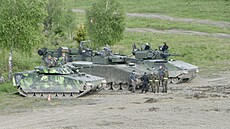 Obrněnce CV90, Lynx a Ascod během zkoušek na Libavé Obrněnce CV90, Lynx a Ascod během zkoušek na Libavé