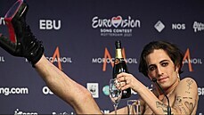 Damiano David z kapely Maneskin na Eurovizi (Rotterdam, 22. května 2021) Damiano David z kapely Maneskin na Eurovizi (Rotterdam, 22. května 2021)