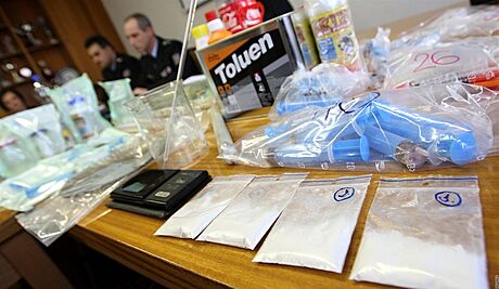 Kriminalisté zajali pár, který po Brn distribuoval heroin a kokain. (ilustraní snímek)