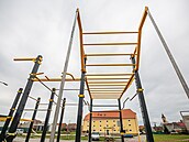 Obec Stěžery dokončila posilovací hřiště s lanovkou pro děti (4. 5. 2021). Obec Stěžery dokončila posilovací hřiště s lanovkou pro děti (4. 5. 2021).