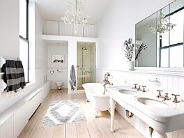 Pokoje vetn koupelen mají velká okna, díky kterým je byt plný pirozeného...