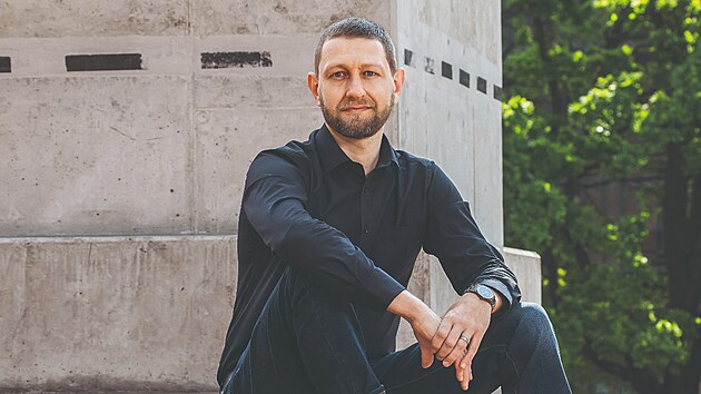 Právník a instruktor sebeobrany Pavel Houdek. Právník a instruktor sebeobrany Pavel Houdek.