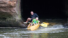 Průrva Ploučnice je oblíbeným místem vodáků i plavců. Průrva Ploučnice je oblíbeným místem vodáků i plavců.