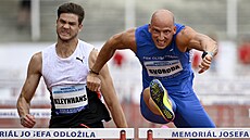 Překážkář Petr Svoboda (vpravo) v závodě na 110 metrů na Memoriálu Josefa... Překážkář Petr Svoboda (vpravo) v závodě na 110 metrů na Memoriálu Josefa...